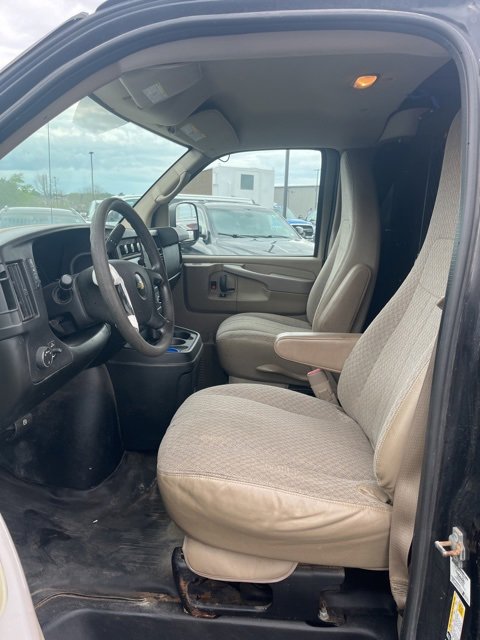 Used 2014 Chevrolet Express 3500 Work Van image 9