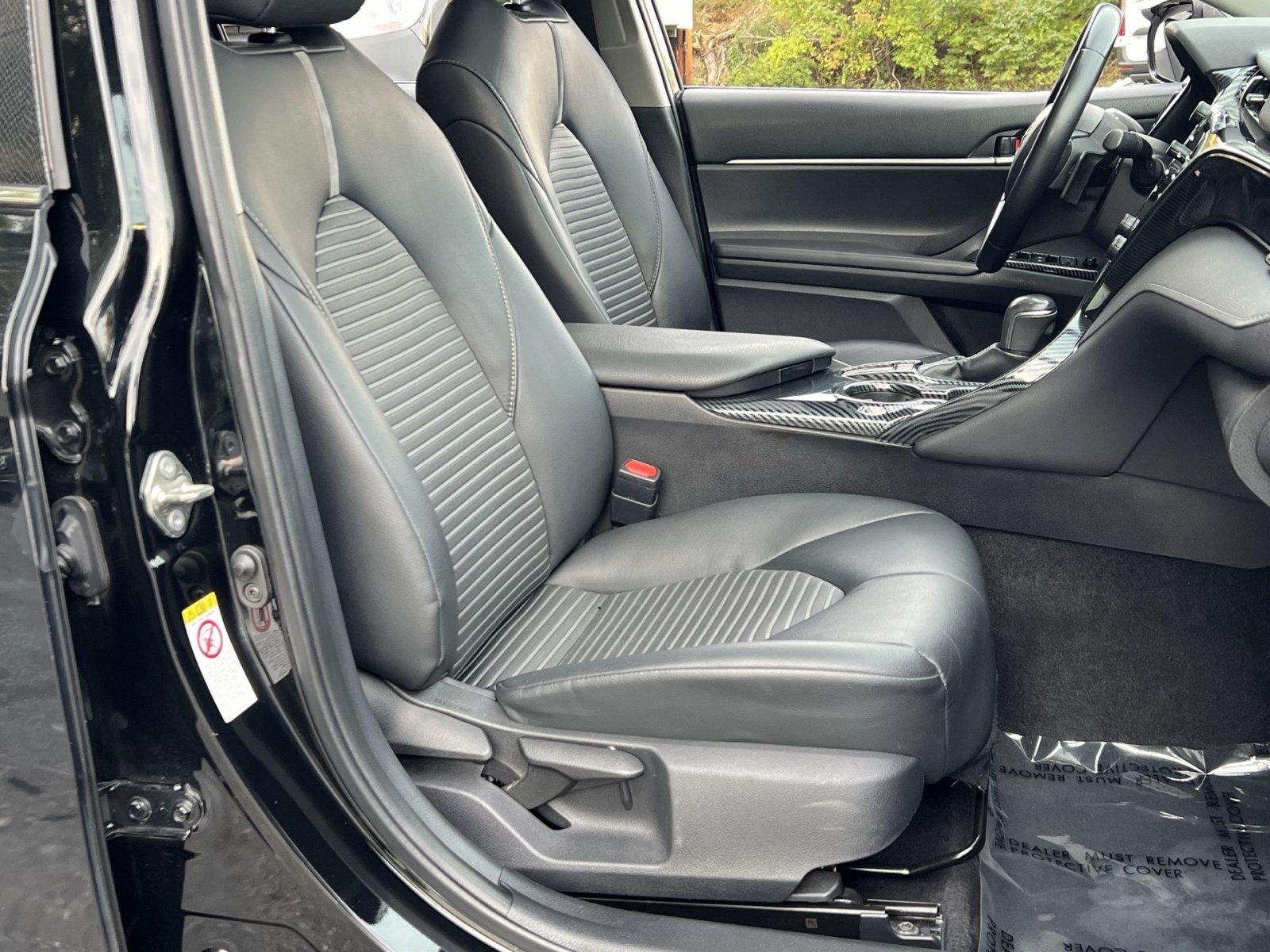 Used 2019 Toyota Camry SE w/ Audio Package FWD image 32