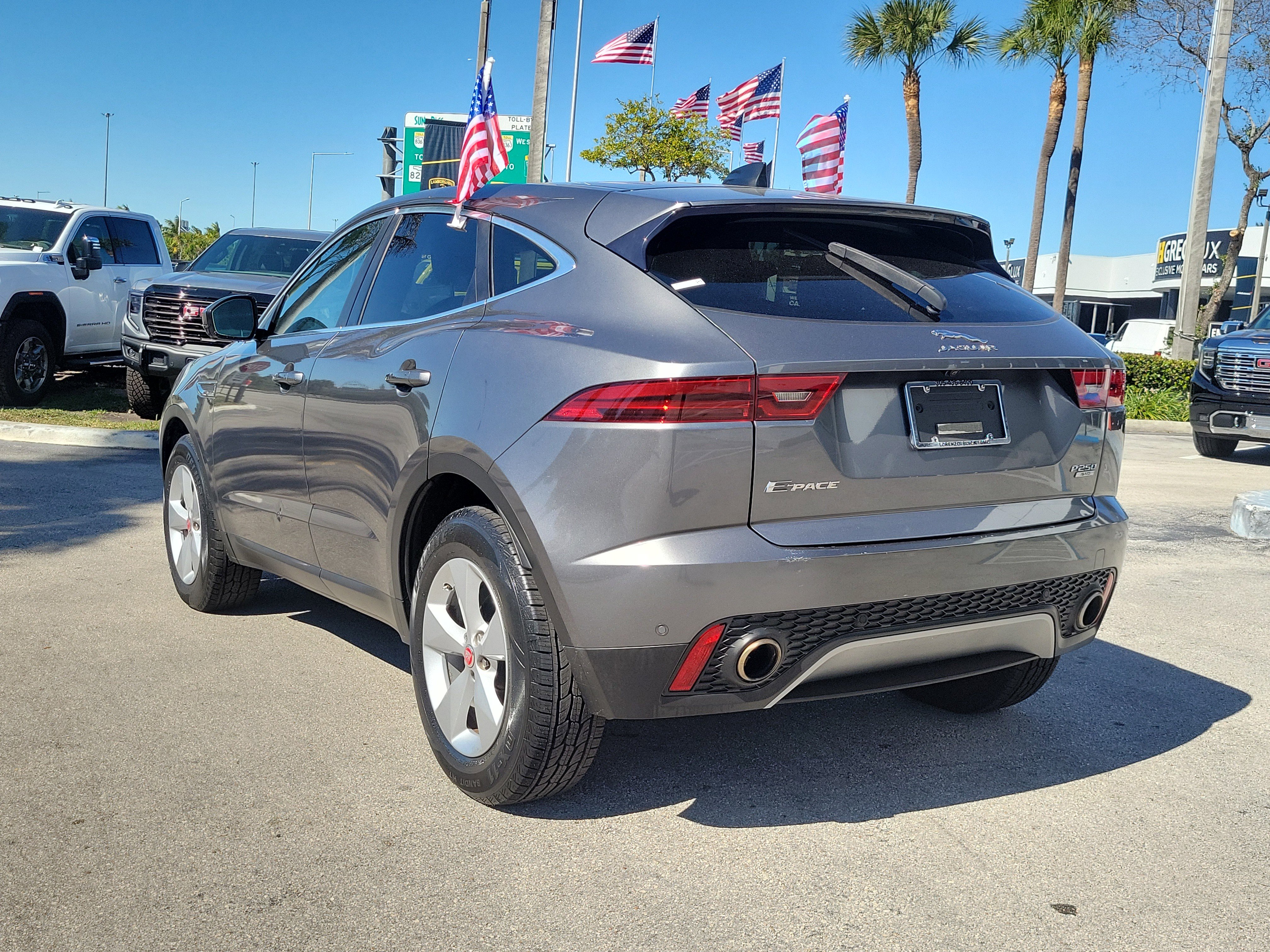 Used 2020 Jaguar E-PACE image 7