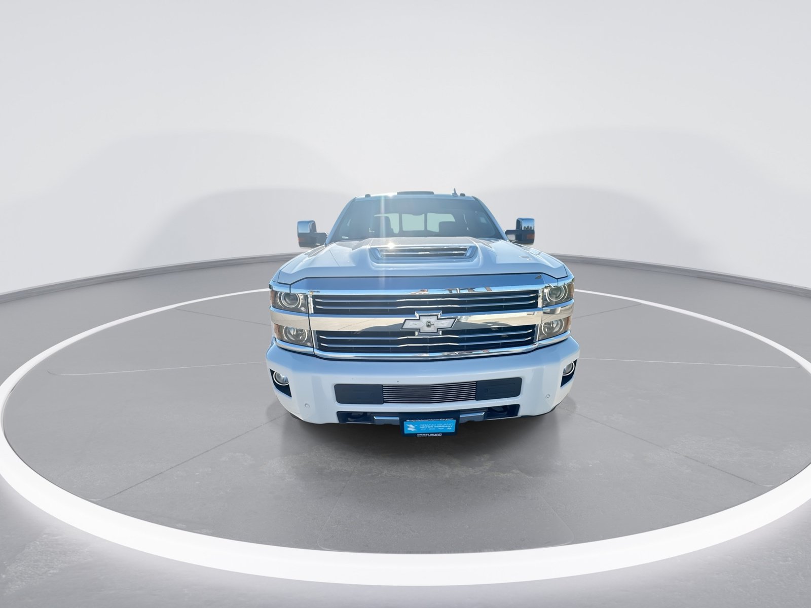 Used 2017 Chevrolet Silverado 3500 High Country AWD/4WD image 3
