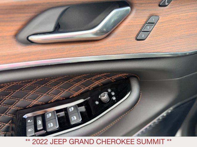 Certified 2022 Jeep Grand Cherokee Summit w/ Adv Protech Group IV AWD/4WD image 10