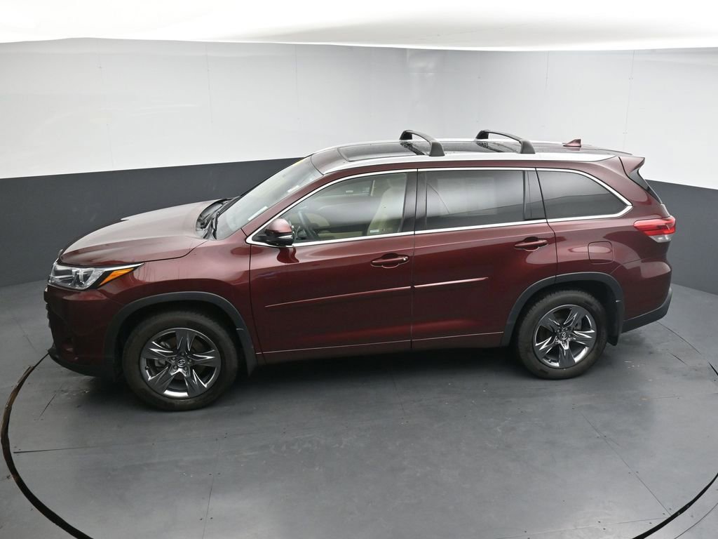 Used 2018 Toyota Highlander Limited Platinum AWD/4WD image 30