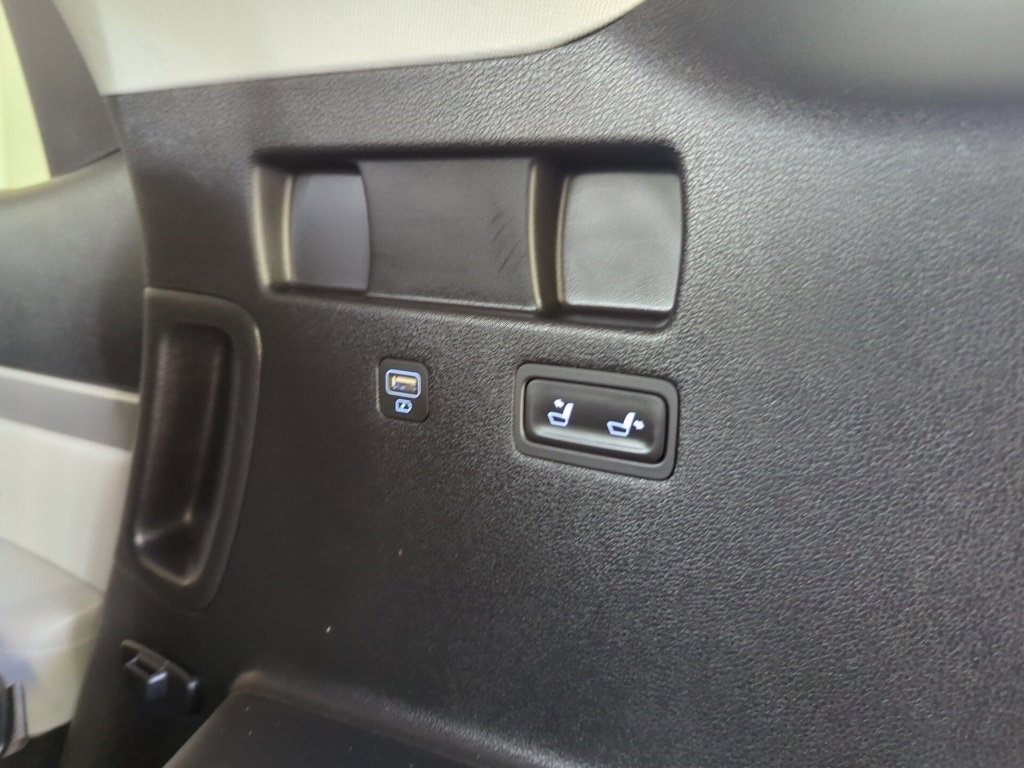 Used 2020 Hyundai Palisade SEL w/ Premium Package image 42