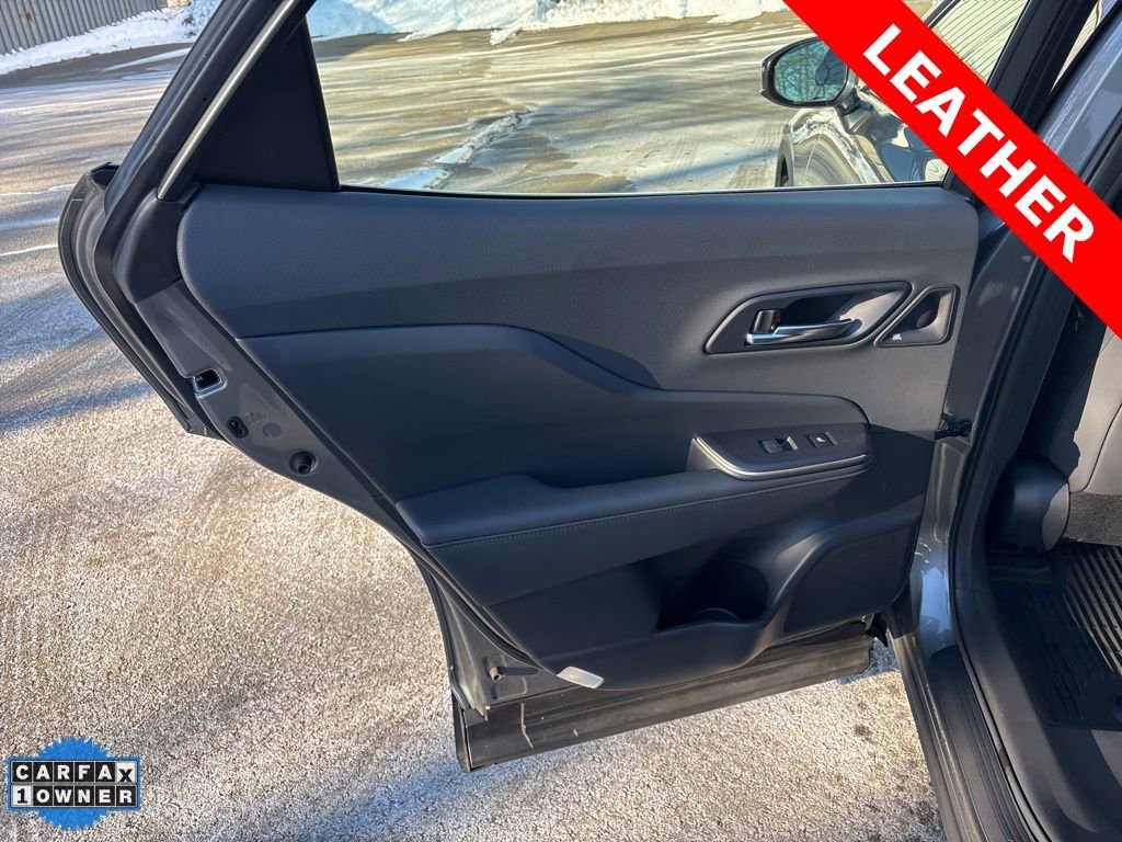 Used 2023 Toyota Crown Limited image 10