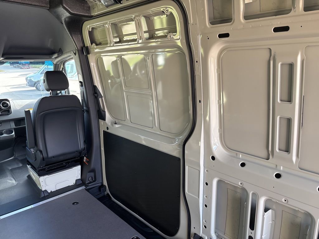 New 2026 Mercedes-Benz Sprinter 2500 image 15