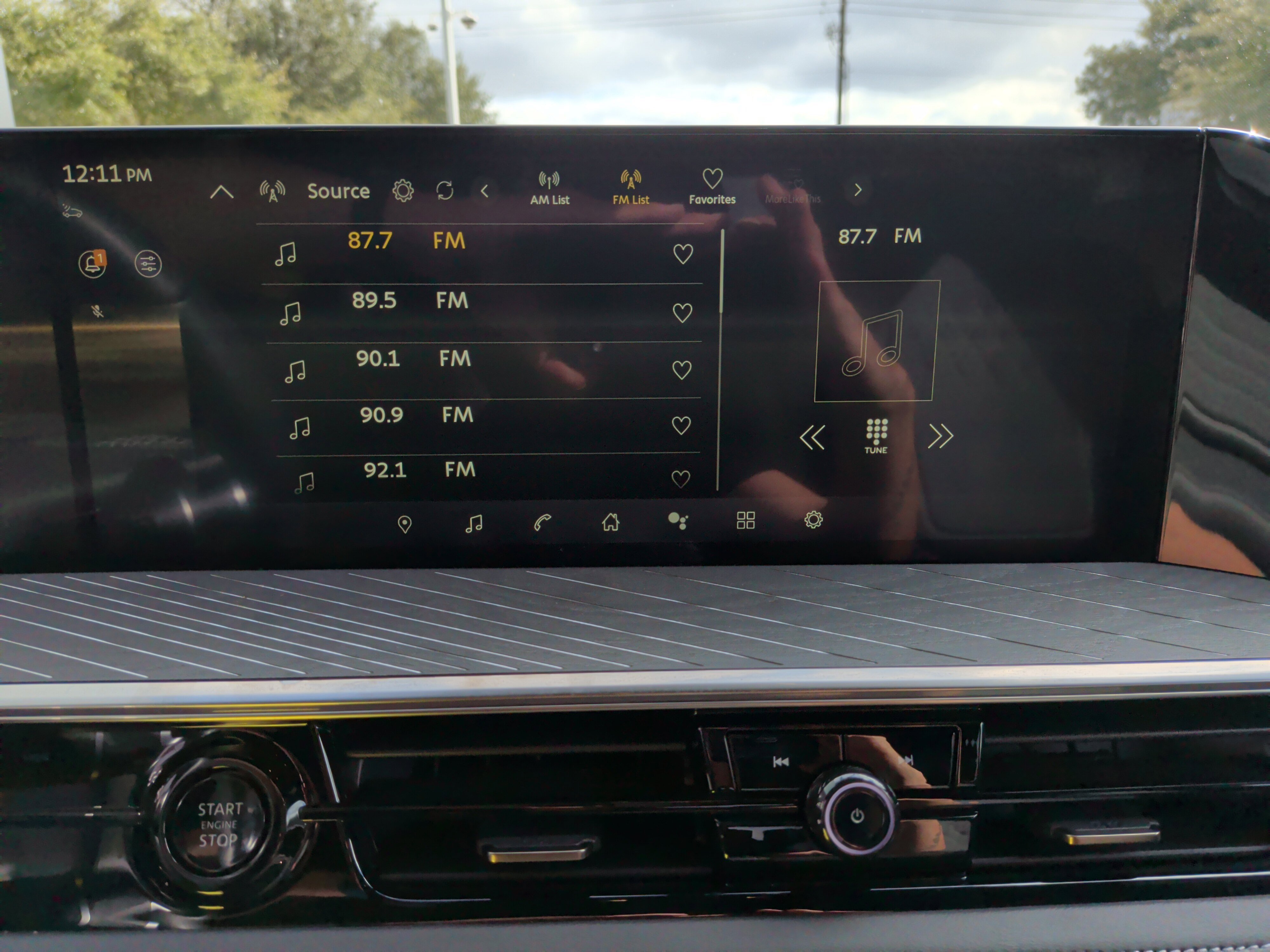 Used 2025 INFINITI QX80 Autograph w/ Autograph Exterior Package image 23