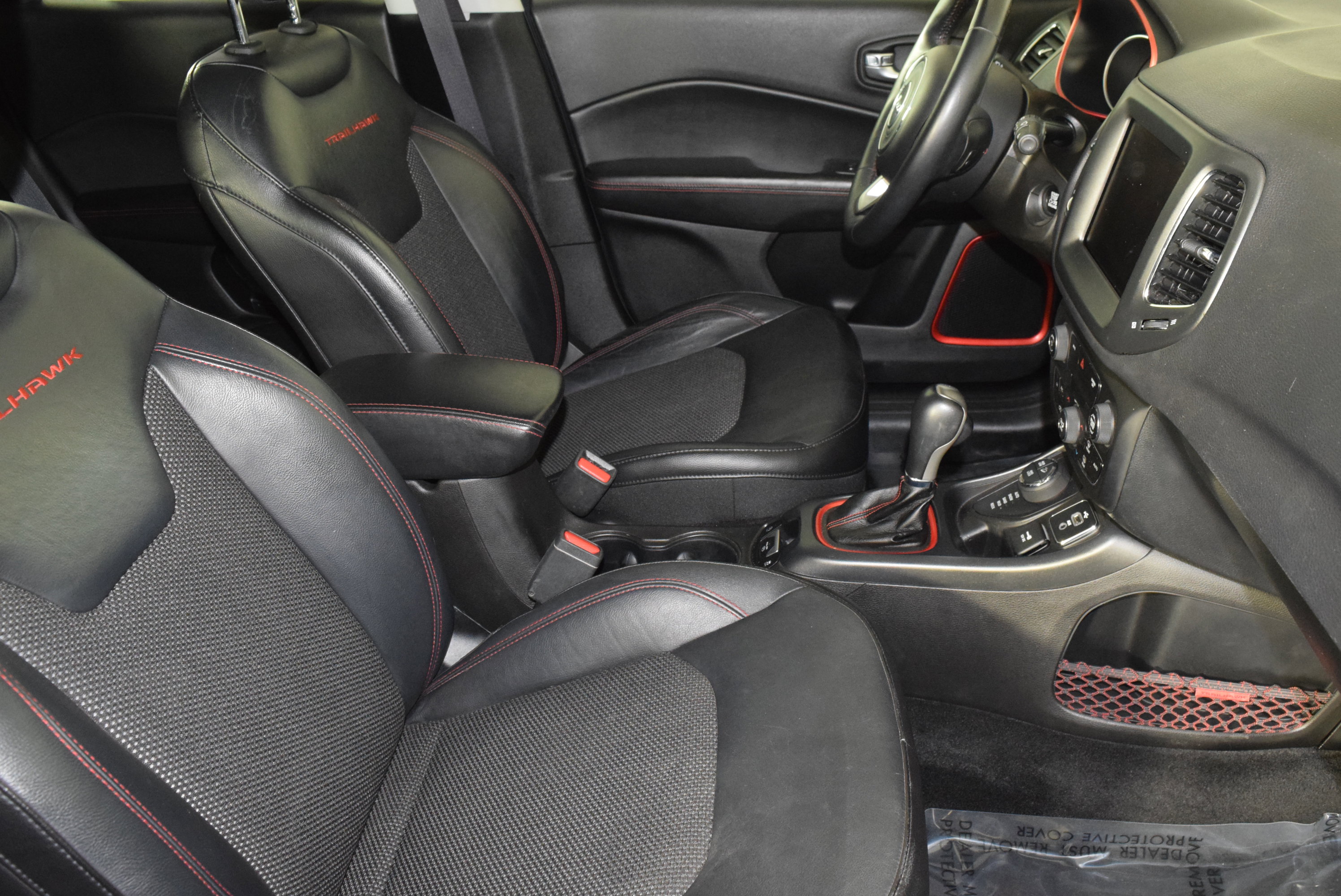 Used 2018 Jeep Compass Trailhawk w/ Navigation Group image 40