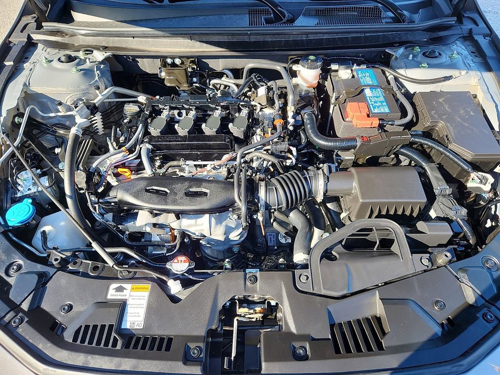 Certified 2025 Honda Accord SE image 16