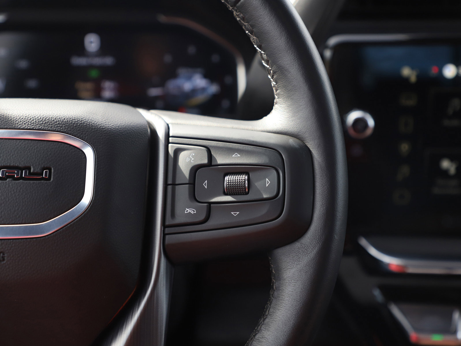Used 2025 GMC Sierra 2500 Denali Ultimate image 27