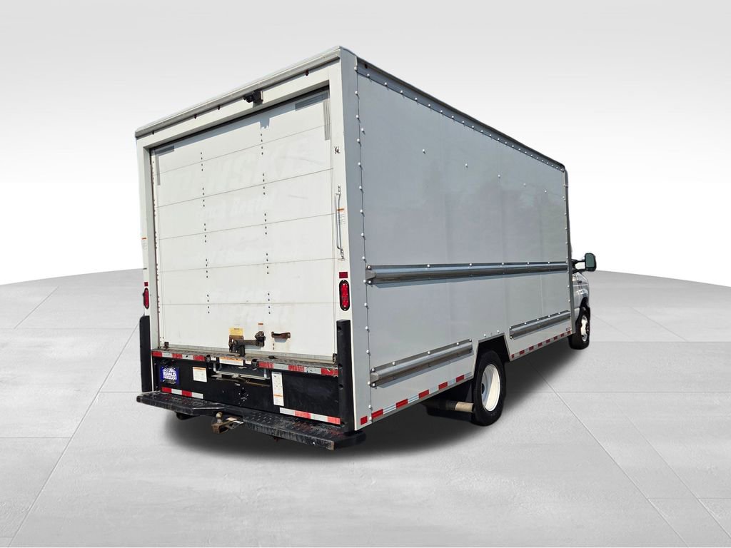 Used 2021 Ford E-350 and Econoline 350 Super Duty image 15