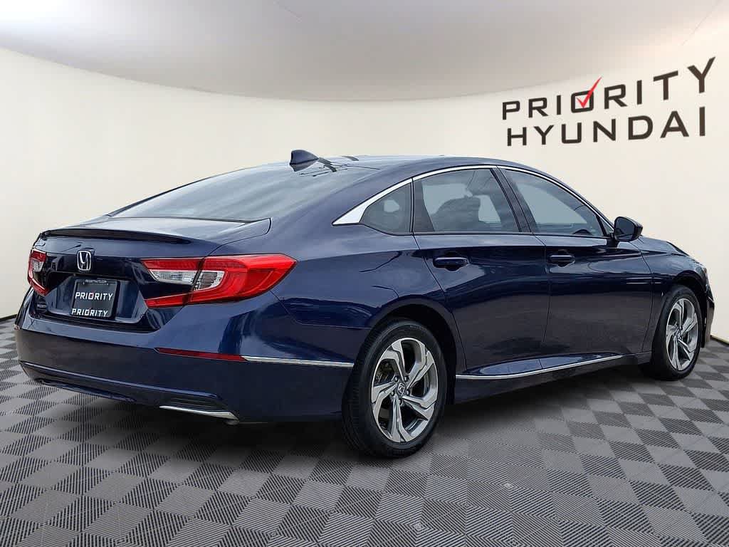 Used 2018 Honda Accord EX image 4