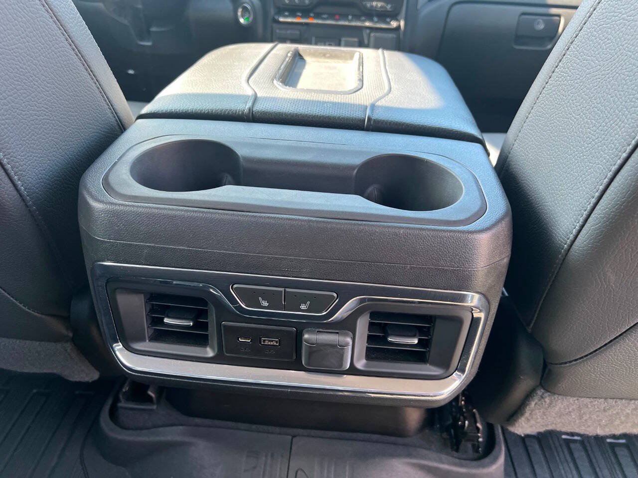 Used 2019 GMC Sierra 1500 Denali w/ Denali Ultimate Package AWD/4WD image 17