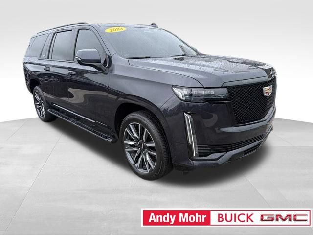 Used 2023 Cadillac Escalade ESV Sport AWD/4WD image 3