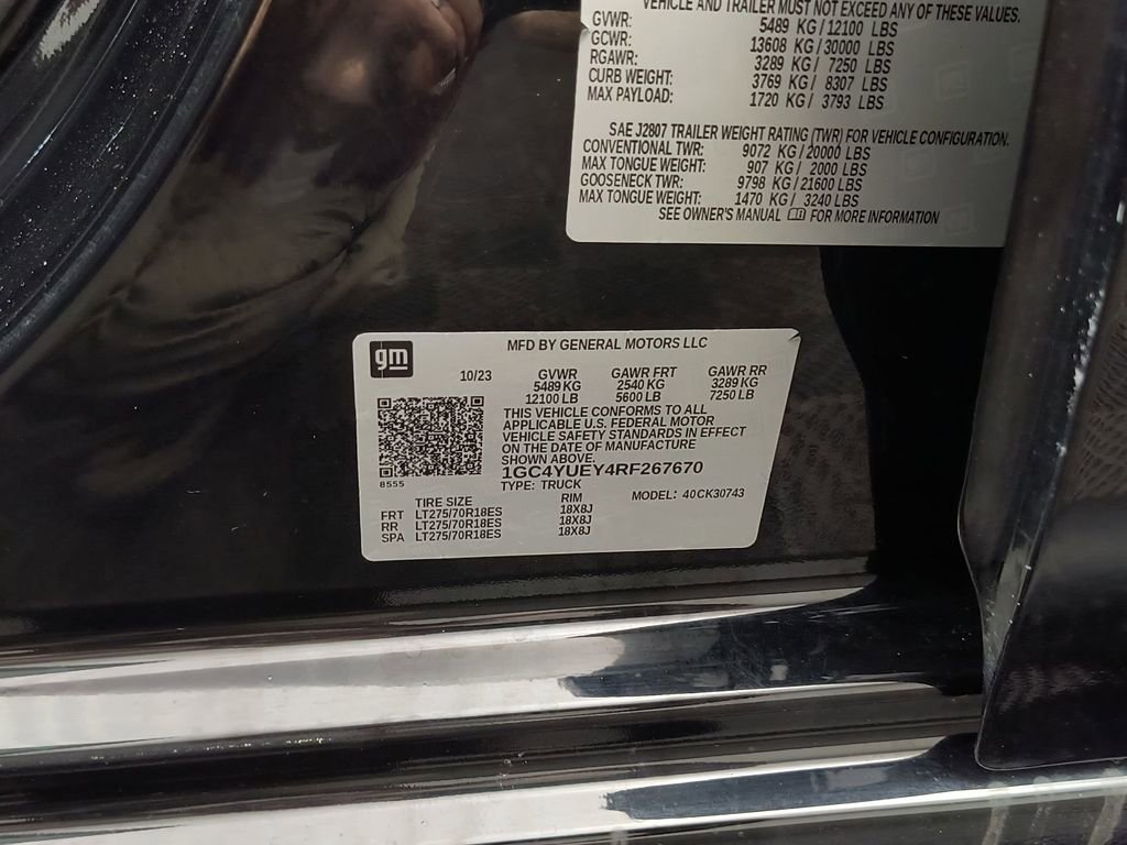 Used 2024 Chevrolet Silverado 3500 LTZ w/ LTZ Plus Package image 17