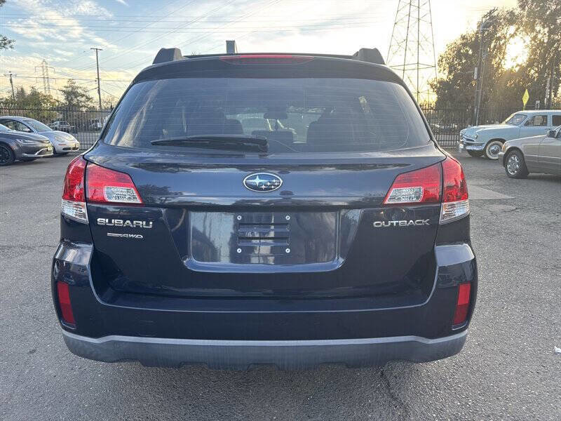 Used 2014 Subaru Outback 2.5i image 6