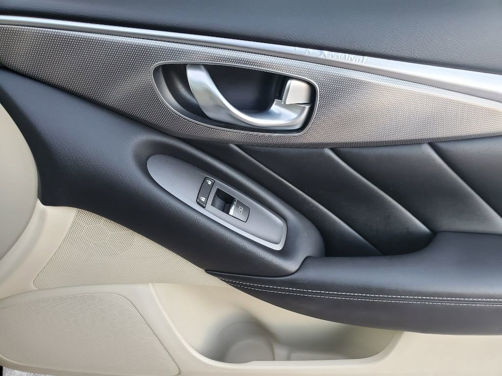 Used 2014 INFINITI Q50 Premium w/ Navigation Package image 40