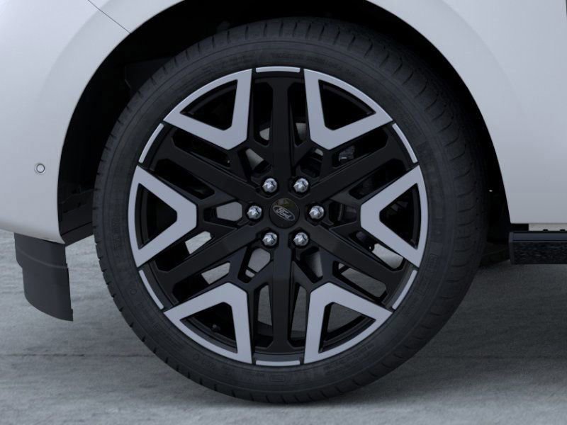 New 2025 Ford Expedition Platinum w/ Platinum Ultimate Package image 19