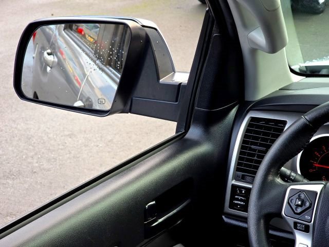 Used 2015 Toyota Sequoia SR5 image 15