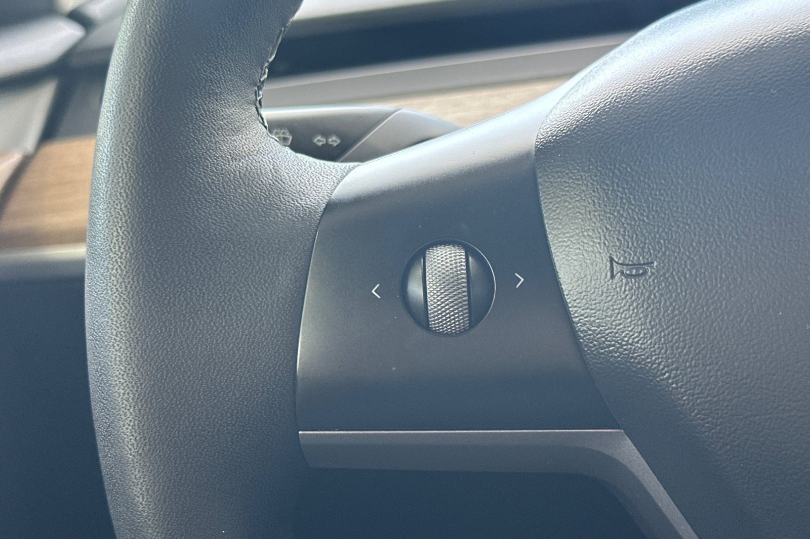 Used 2022 Tesla Model 3 RWD image 28