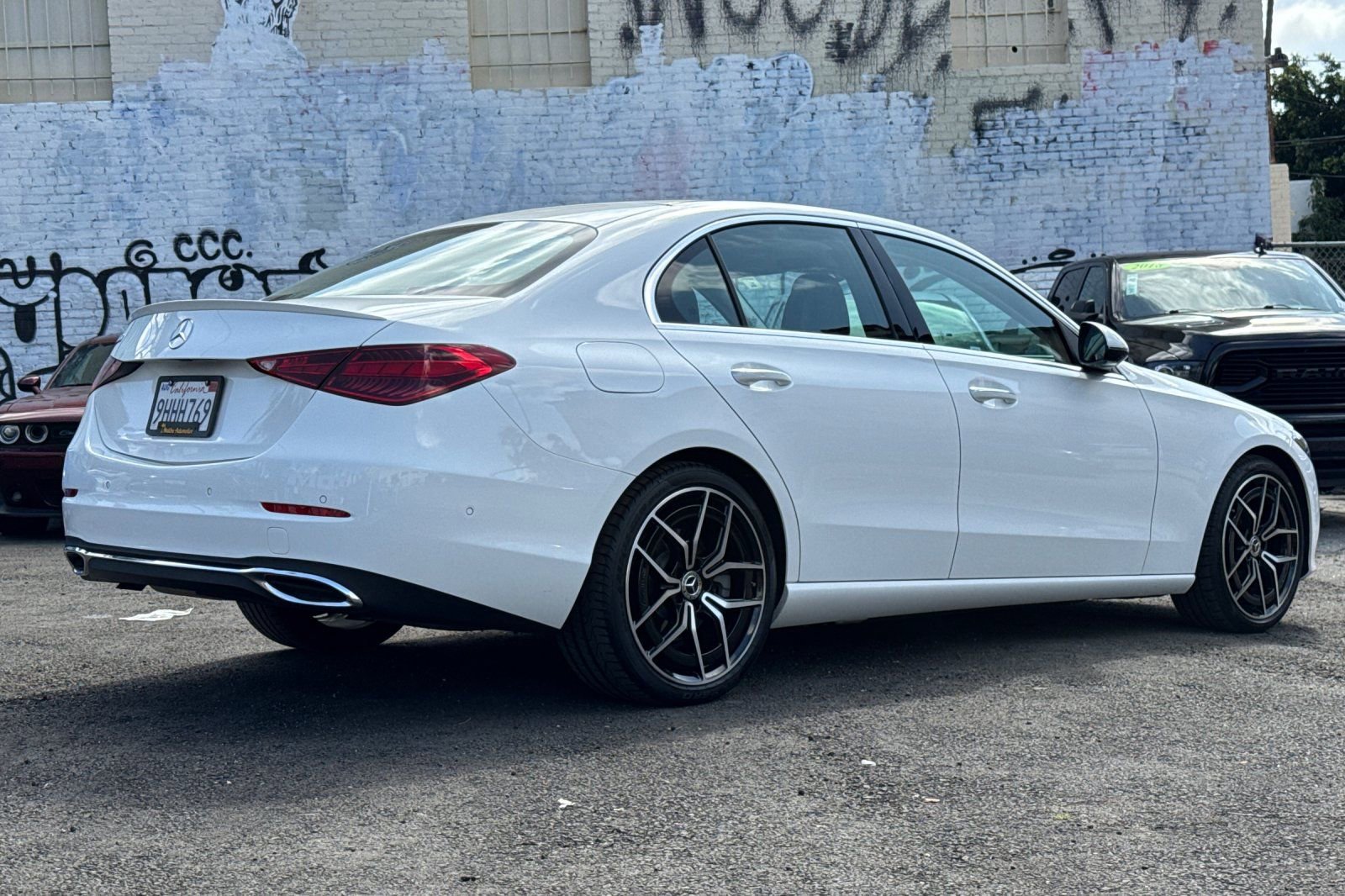 Used 2023 Mercedes-Benz C 300 Sedan image 4