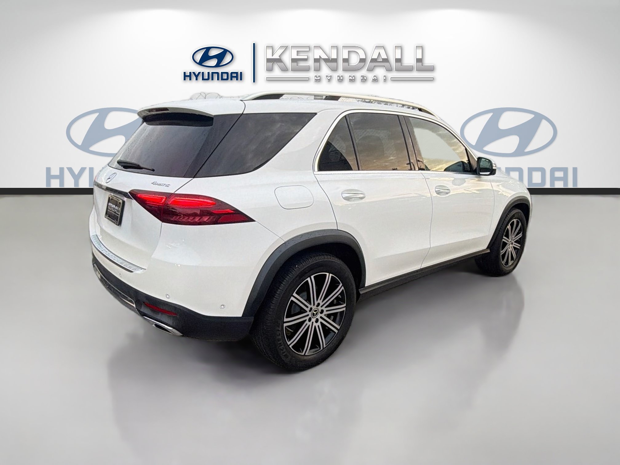 Used 2024 Mercedes-Benz GLE 350 4MATIC image 6