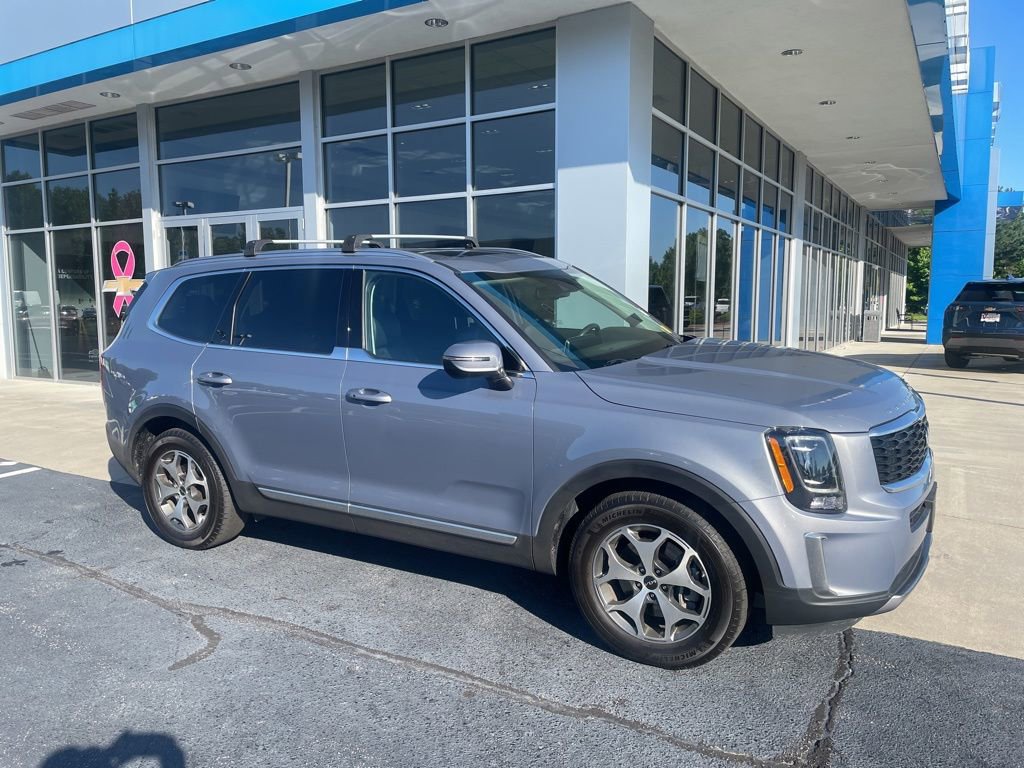 Used 2022 Kia Telluride EX AWD/4WD image 3