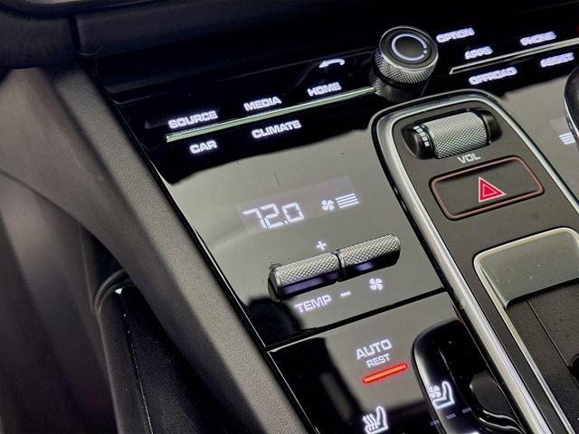 Used 2020 Porsche Cayenne Turbo image 16