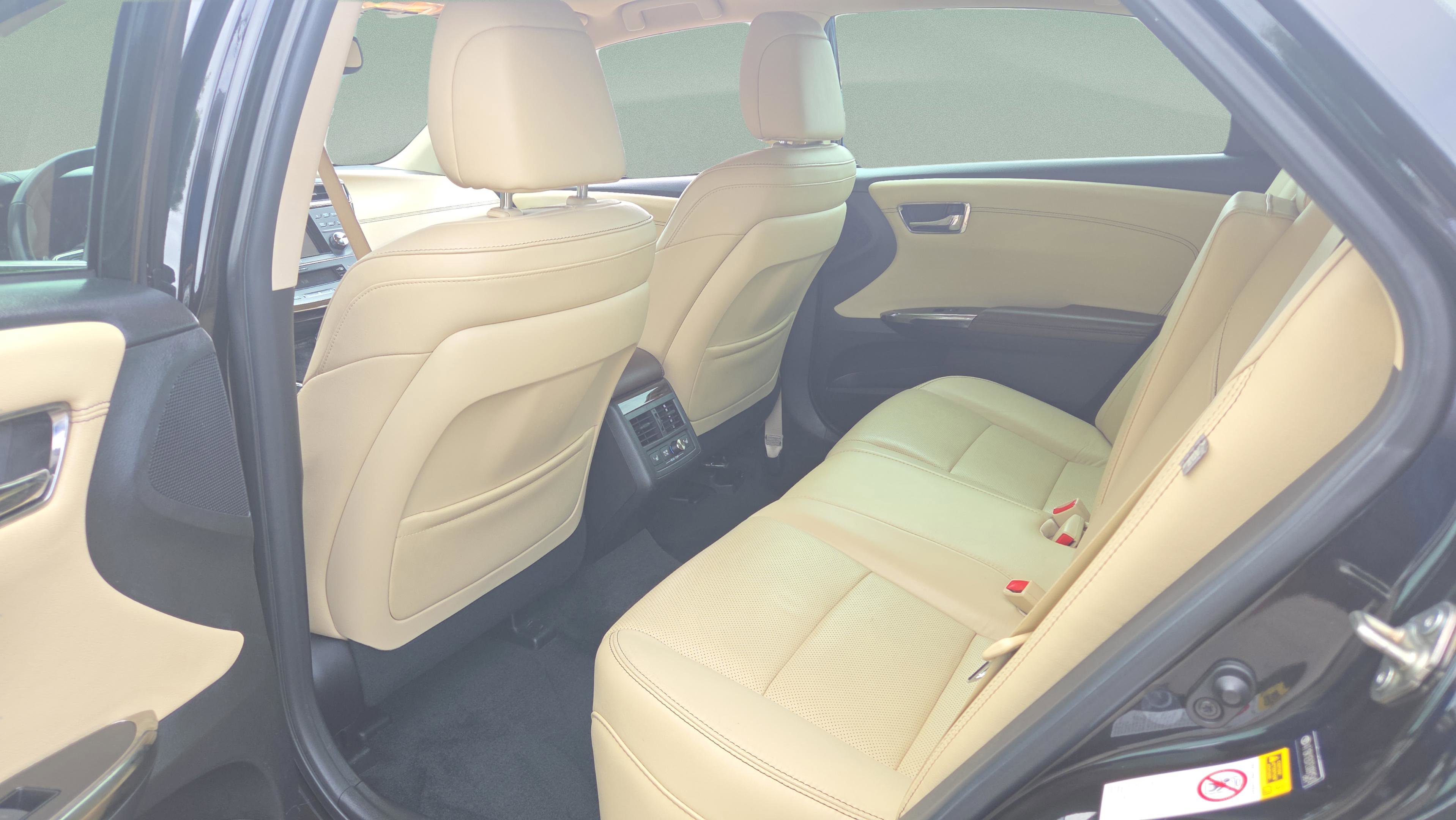 Used 2014 Toyota Avalon Limited image 11