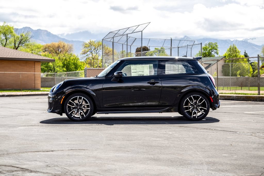 New 2026 MINI Cooper S FWD image 2