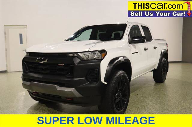 Used 2023 Chevrolet Colorado Trail Boss w/ Technology Package AWD/4WD image 3