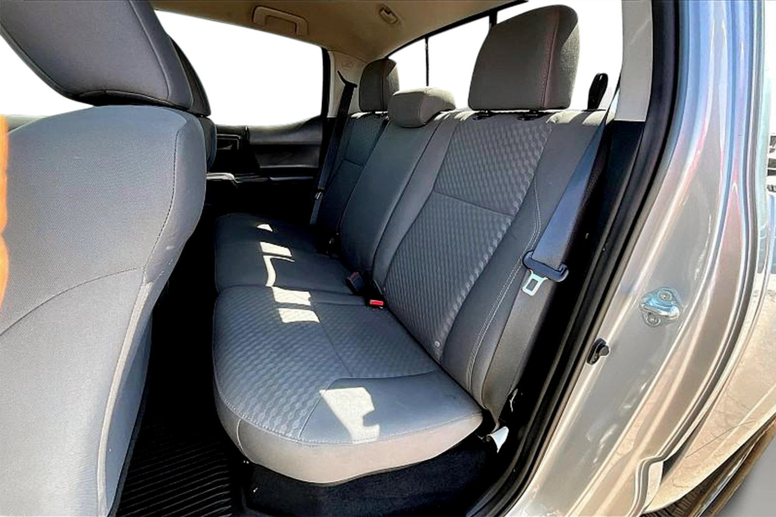 Used 2021 Toyota Tacoma SR5 image 25