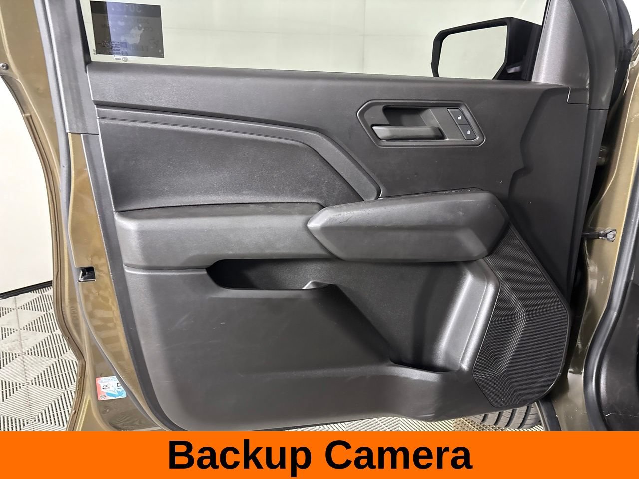 Used 2023 Chevrolet Colorado Trail Boss w/ Advanced Trailering Package AWD/4WD image 10