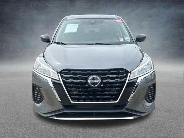 Used 2024 Nissan Kicks S FWD image 2