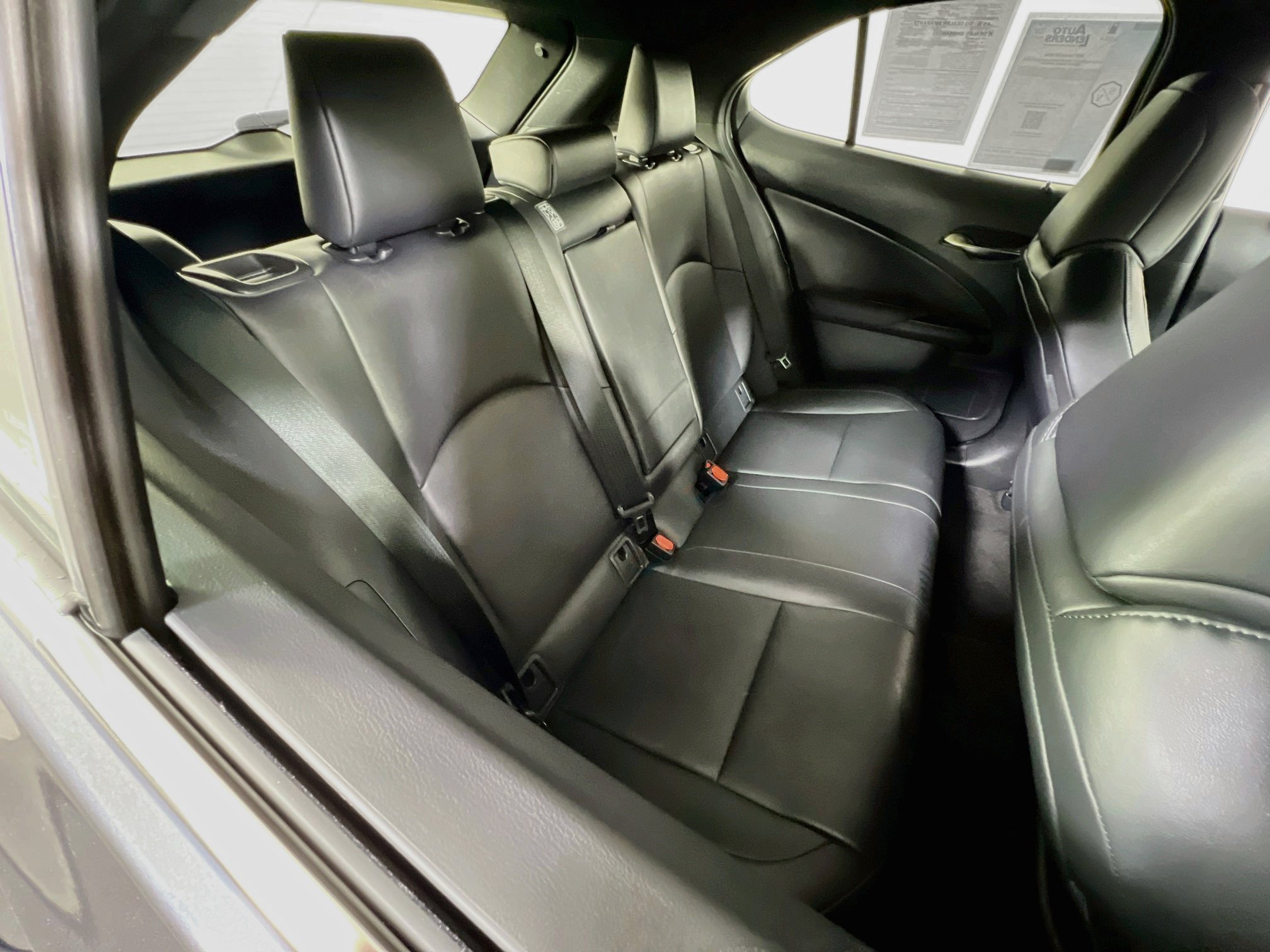 Used 2022 Lexus UX 250h w/ Premium Package AWD/4WD image 26