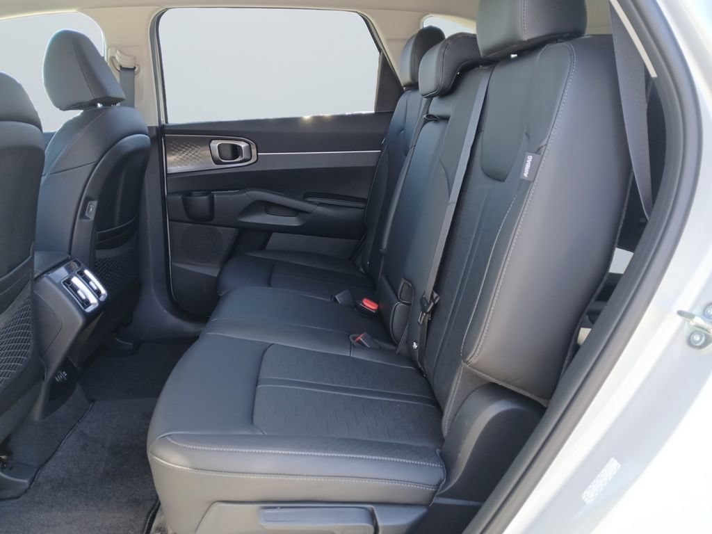 New 2026 Kia Sorento S AWD/4WD image 13