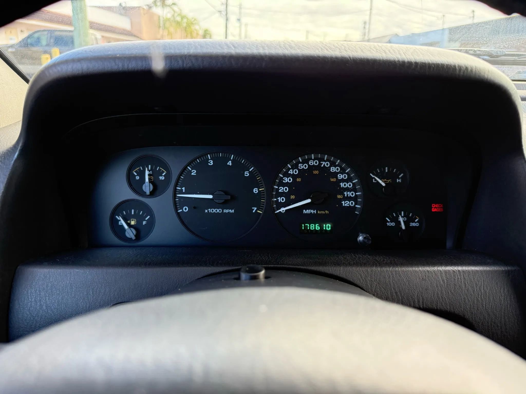 Used 2002 Jeep Grand Cherokee Laredo image 14