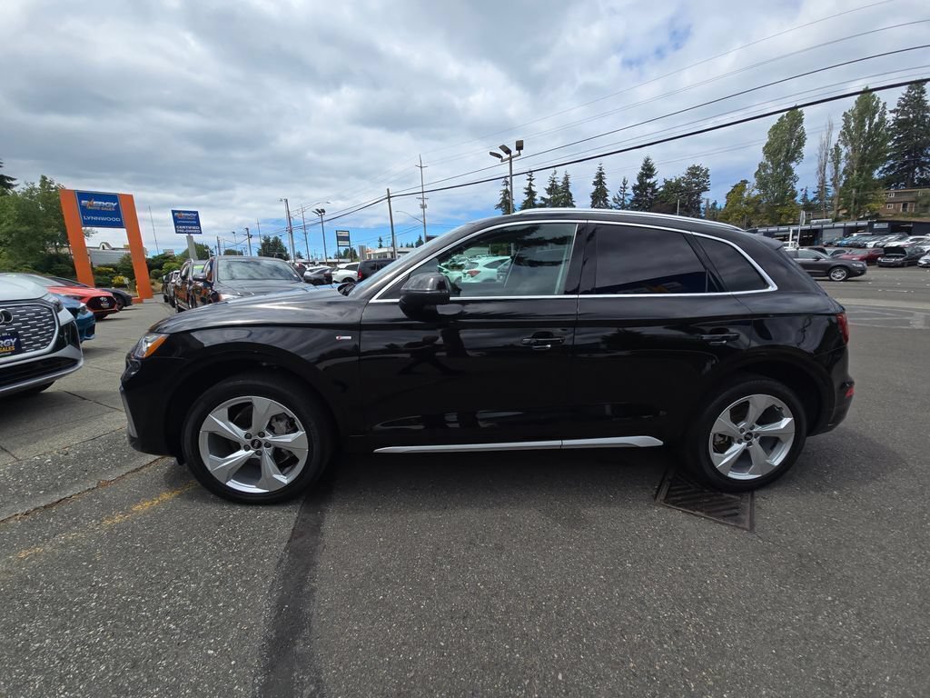 Used 2022 Audi Q5 2.0T Premium Plus w/ Premium Plus Package AWD/4WD image 4