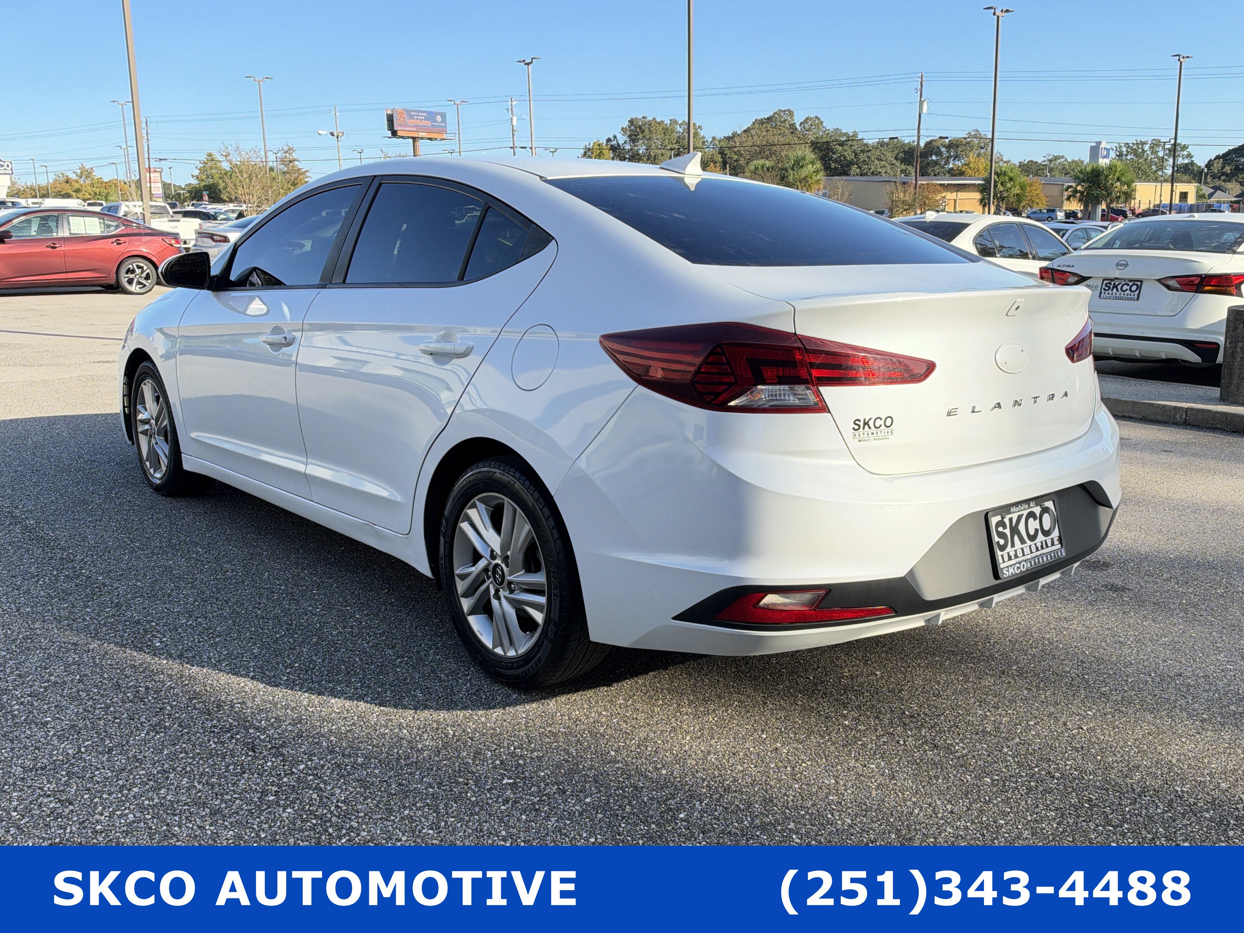 Used 2020 Hyundai Elantra SEL w/ Cargo Package (C1) FWD image 3