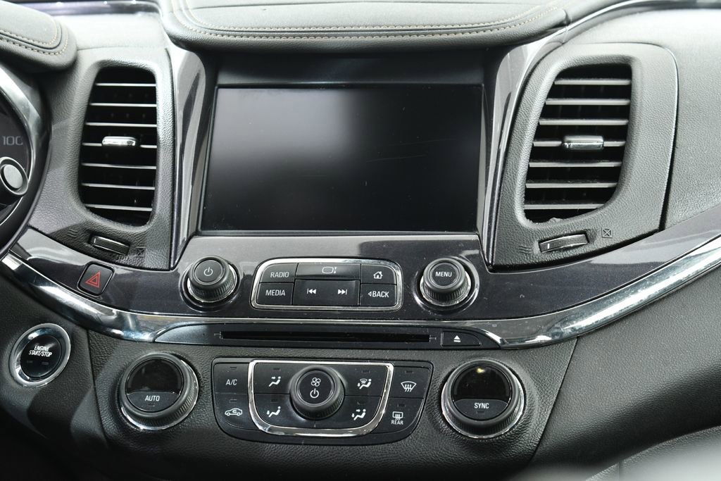 Used 2016 Chevrolet Impala LTZ FWD image 9