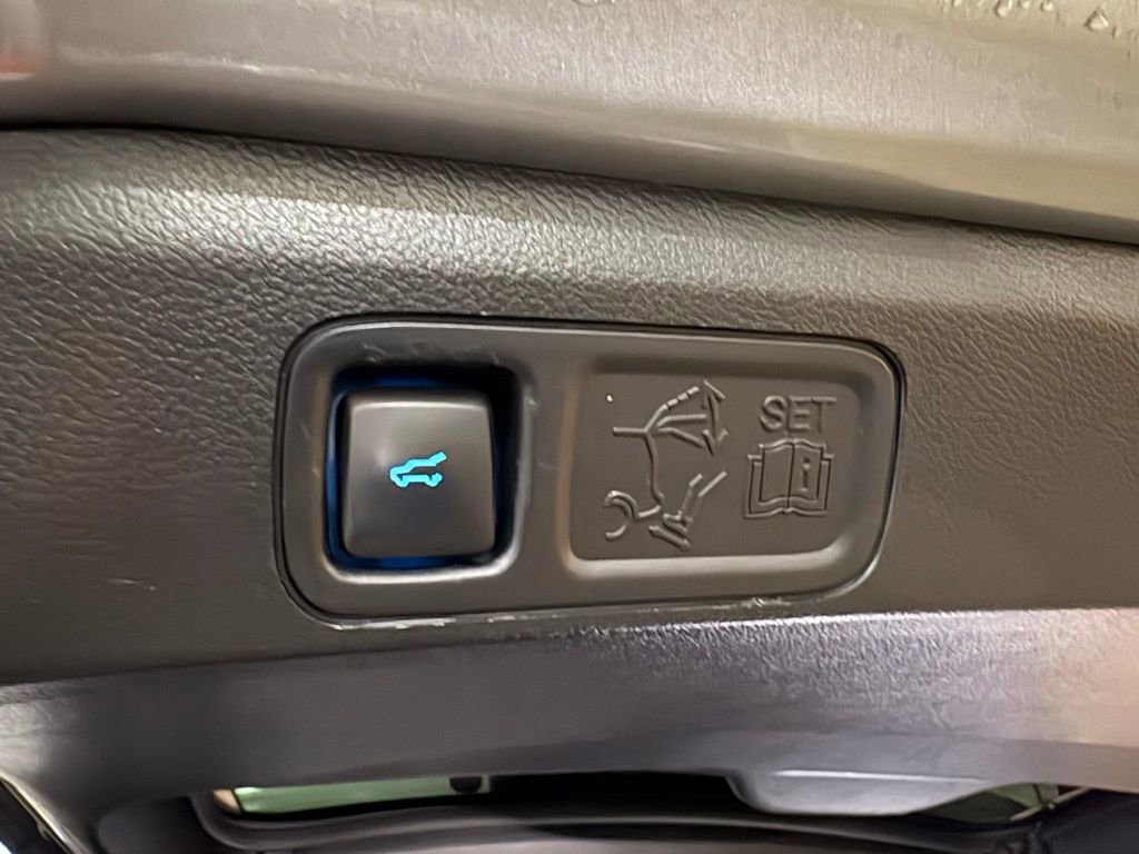 Used 2021 Ford Expedition Max XLT image 15