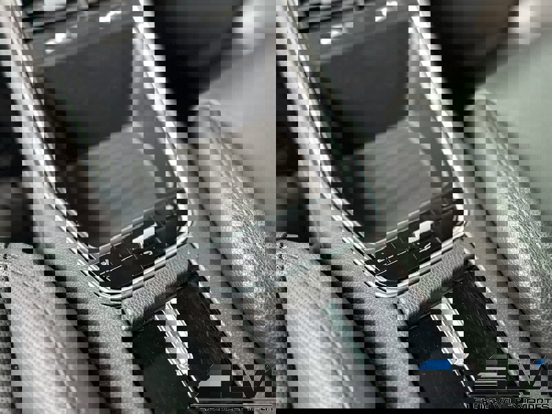 Used 2017 Porsche Panamera 4 AWD/4WD image 15