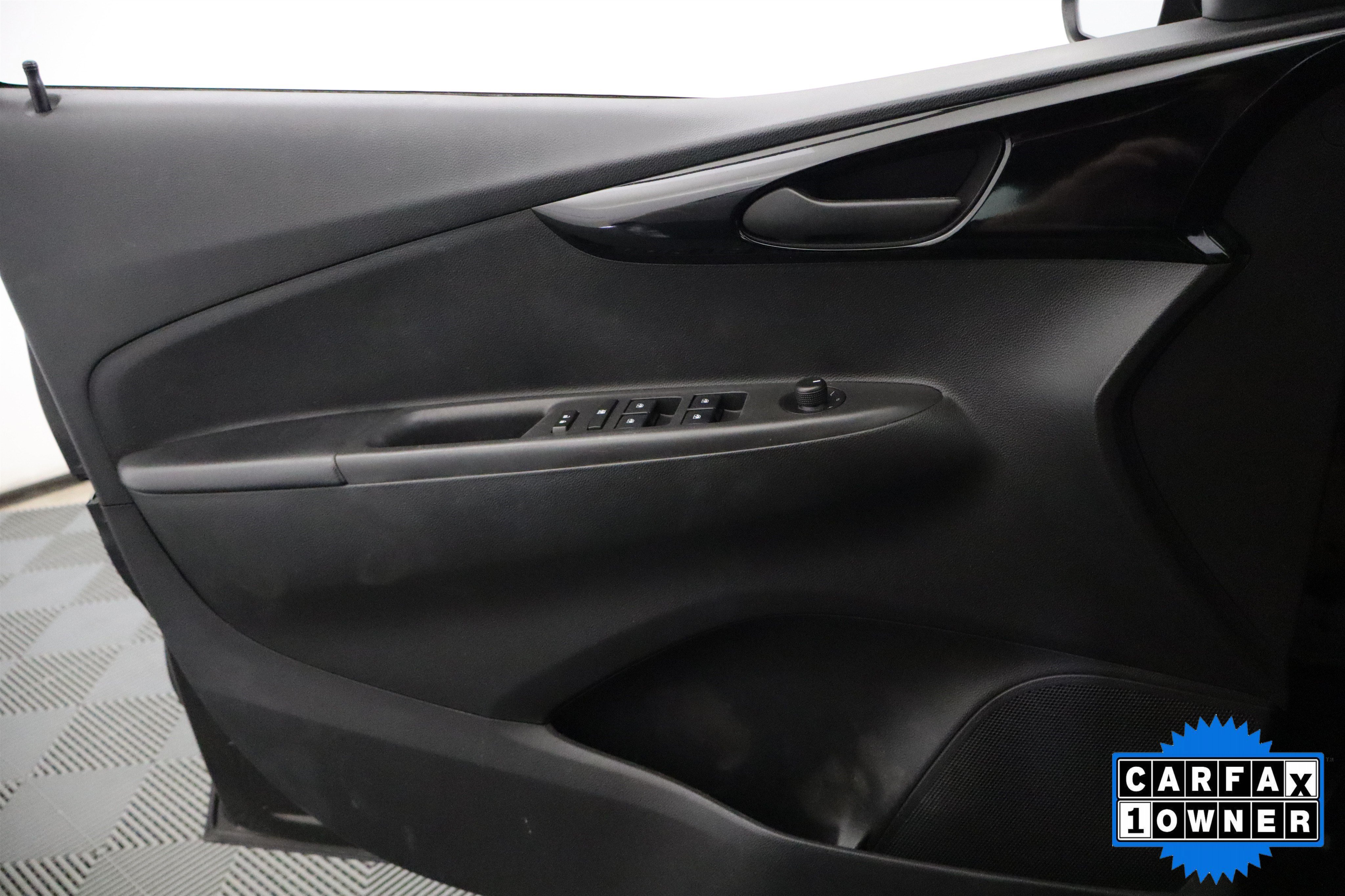 Used 2022 Chevrolet Spark LT FWD image 34