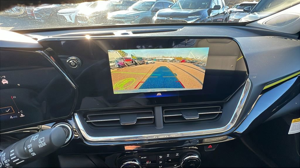 New 2026 Chevrolet Trax ACTIV w/ Sunroof Package image 25