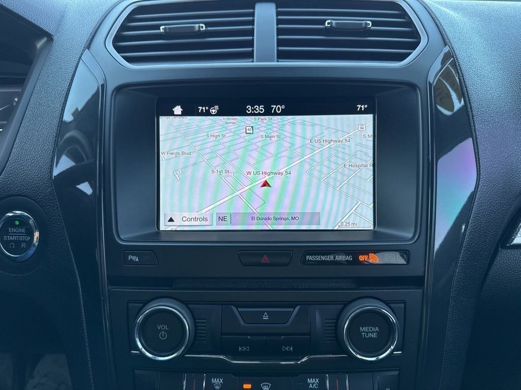 Used 2018 Ford Explorer XLT w/ Equipment Group 202A image 29