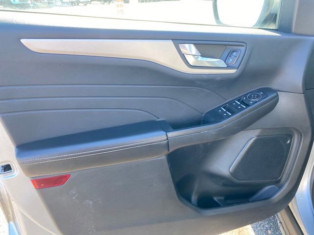 Used 2021 Ford Escape SEL image 16