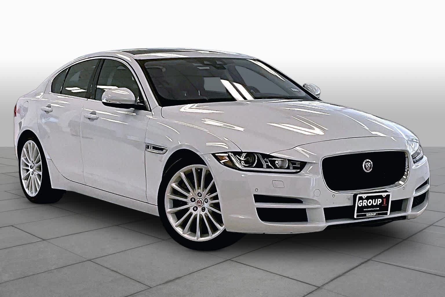 Used 2018 Jaguar XE Portfolio RWD image 2