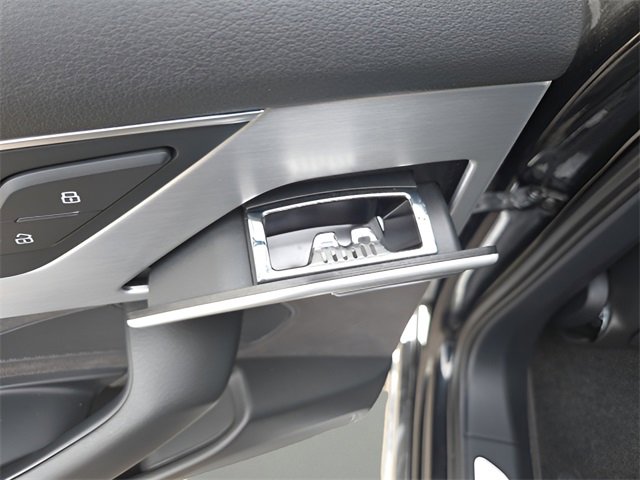 Used 2012 Audi A8 4.2 image 30