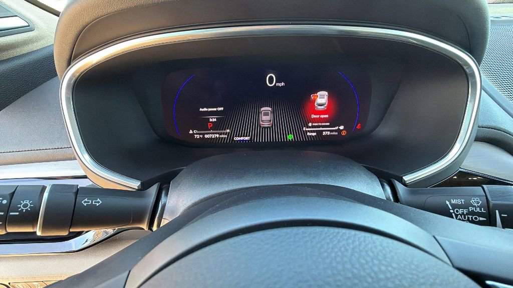 Used 2025 Acura MDX w/ Technology Package image 21