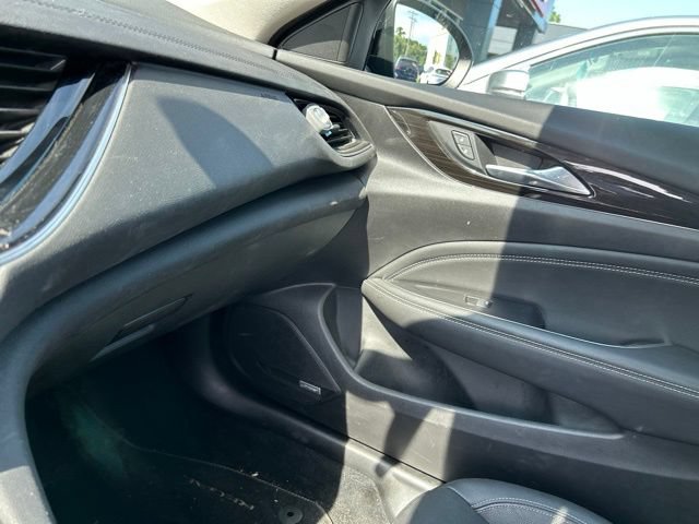 Used 2018 Buick Regal Essence w/ Driver Confidence Package #1 FWD image 27