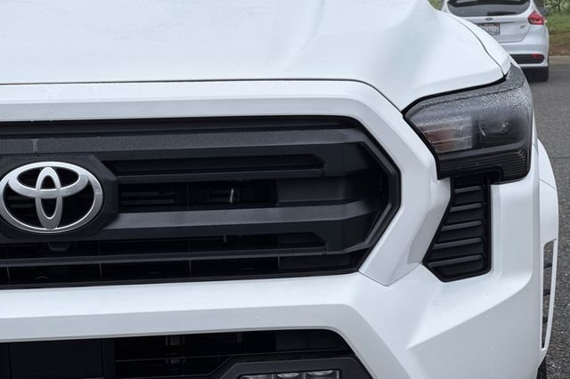 Used 2025 Toyota Tacoma SR5 image 50